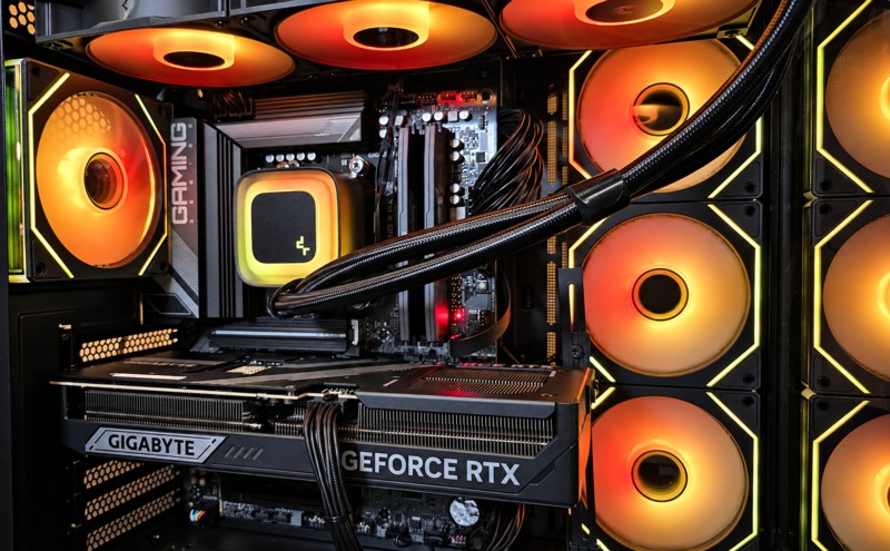 PC Gamer Asteroid intérieur